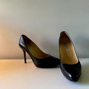 Gently Used Jimmy Choo Black Leather Pumps - Size 9 / 39.5